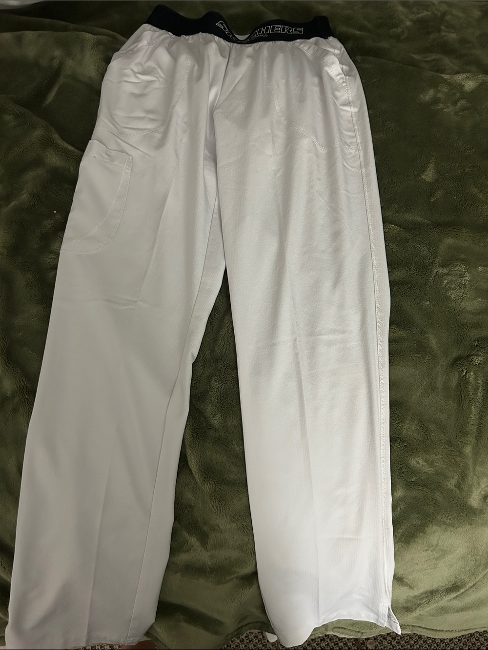 Skechers Men’s White Performance Joggers with Black Waistband